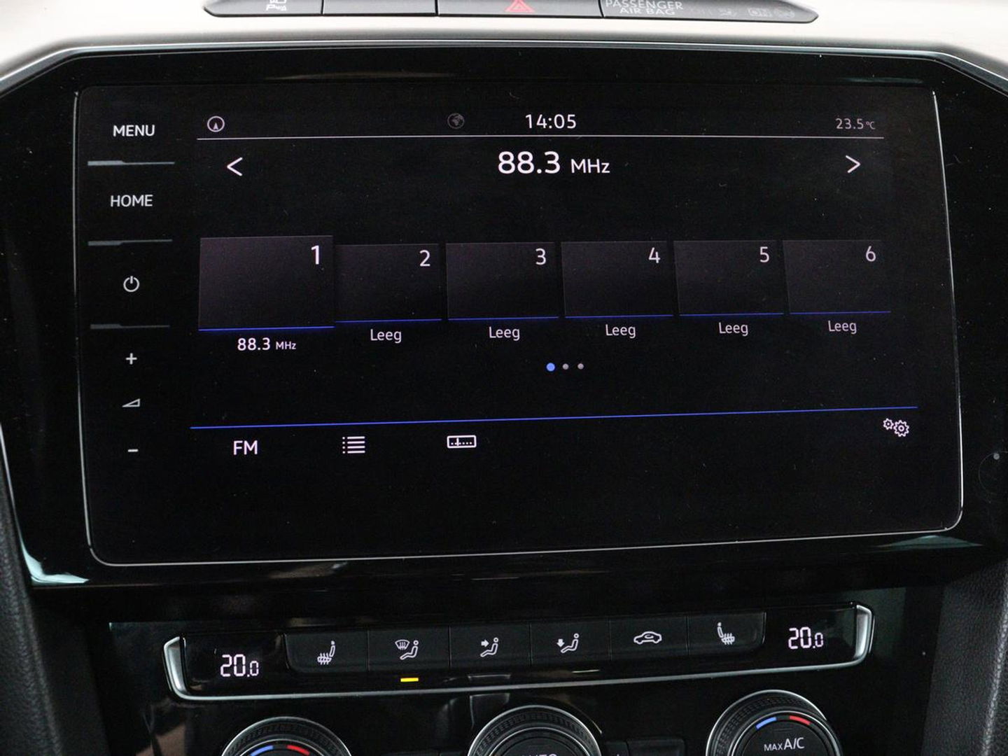 Volkswagen Passat 1.4 TSI R Line | Trekhaak | 360 camera | Stoelverwarming | Leder/Alcantara | Carplay | Adaptive cruise | Navigatie | Full LED | Virtual Cockpit