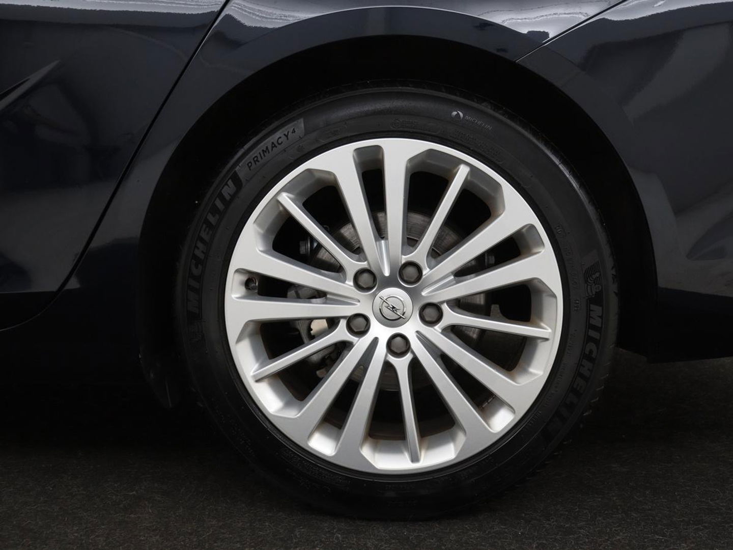 Opel Insignia 1.5 Turbo Executive | Leder/Alcantara | Trekhaak | Carplay | Navigatie | Climate control | Cruise control | Parkeerhulp
