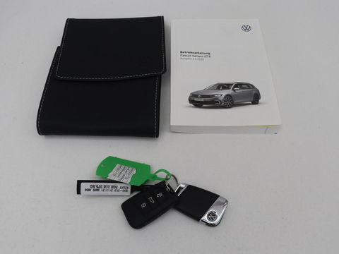 Volkswagen Passat 1.4 TSI PHEV GTE | Stoelverwarming | Trekhaak | Camera | Carplay | Massage | Matrix LED | Adaptive cruise | Navigatie
