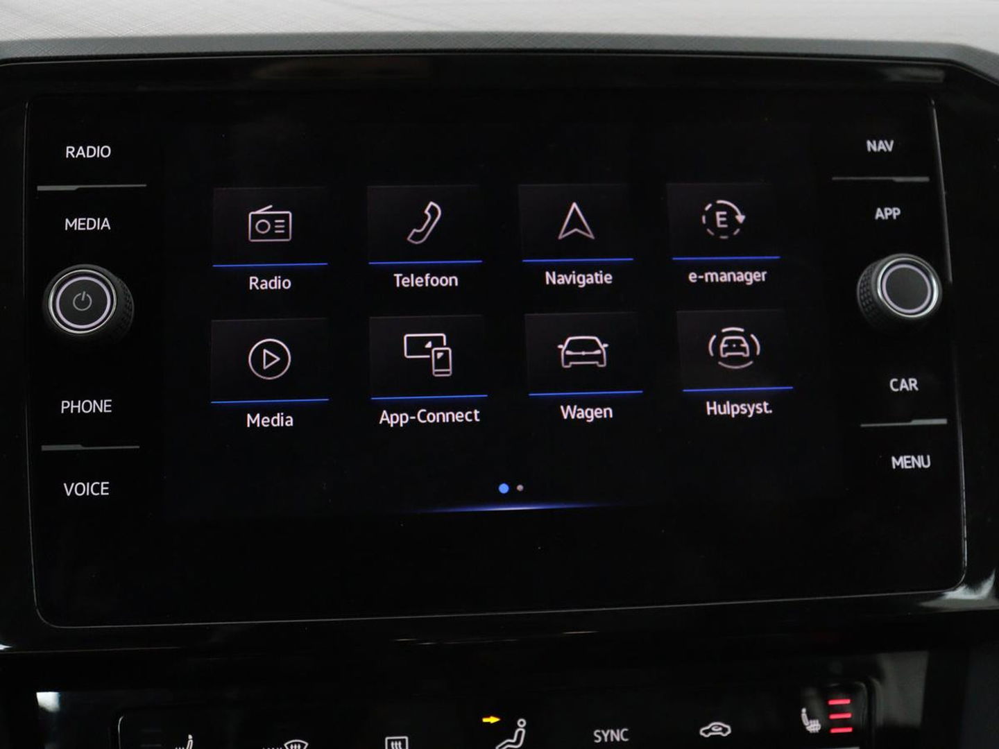 Volkswagen Passat 1.4 TSI PHEV GTE | Stoelverwarming | Trekhaak | Camera | Carplay | Massage | Matrix LED | Adaptive cruise | Navigatie