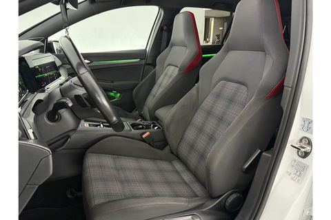 Volkswagen Golf 2.0 TSI GTI 245PK Pano | Harman-Kardon Audio | IQ | Sfeer LED Carplay Camera Head-up Virtual Clima Cruise Navi PDC 18''LMV