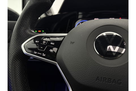 Volkswagen Golf 2.0 TSI GTI 245PK Pano | Harman-Kardon Audio | IQ | Sfeer LED Carplay Camera Head-up Virtual Clima Cruise Navi PDC 18''LMV