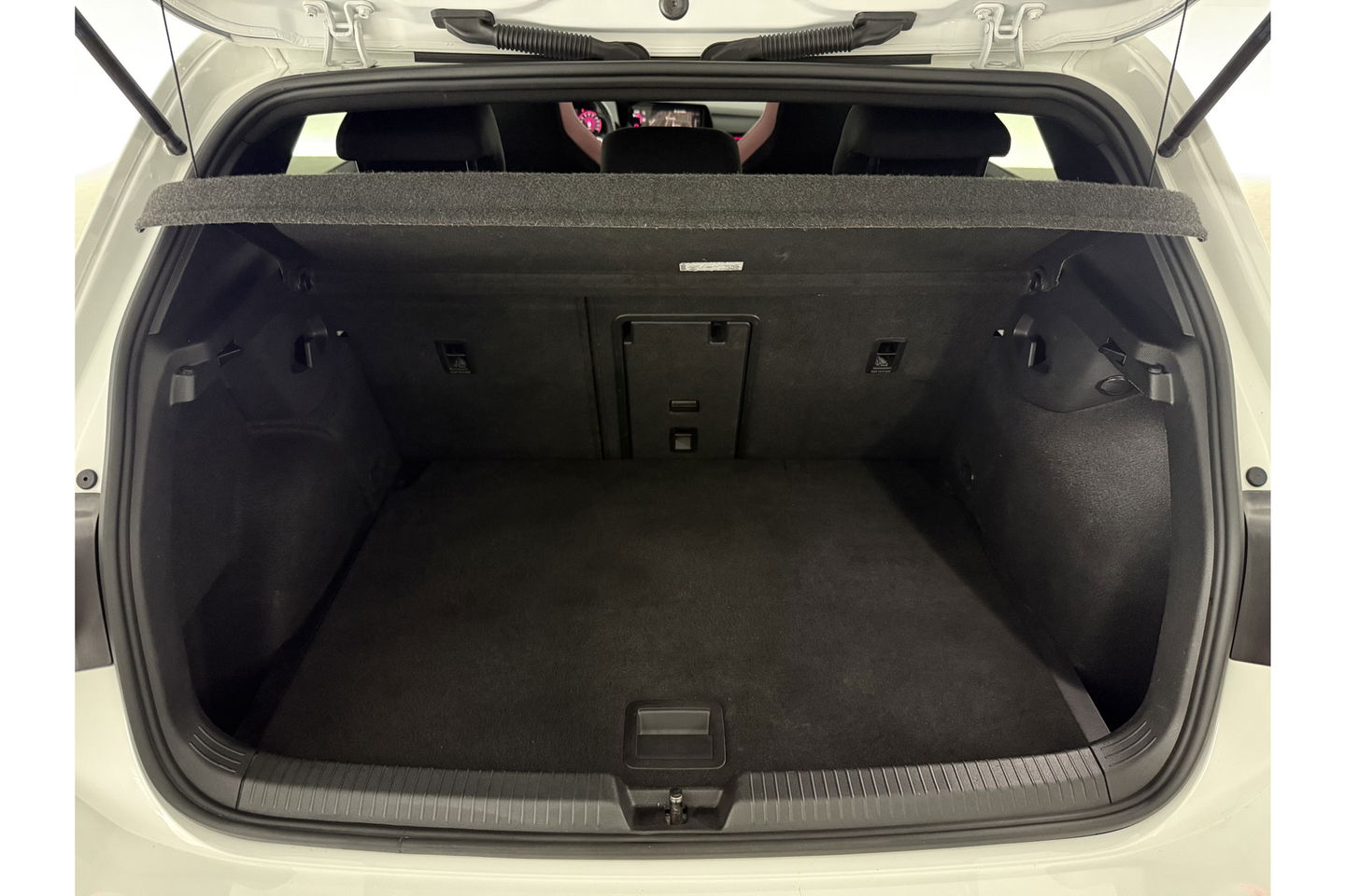 Volkswagen Golf 2.0 TSI GTI 245PK Pano | Harman-Kardon Audio | IQ | Sfeer LED Carplay Camera Head-up Virtual Clima Cruise Navi PDC 18''LMV