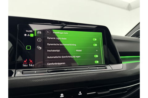 Volkswagen Golf 2.0 TSI GTI 245PK Pano | Harman-Kardon Audio | IQ | Sfeer LED Carplay Camera Head-up Virtual Clima Cruise Navi PDC 18''LMV
