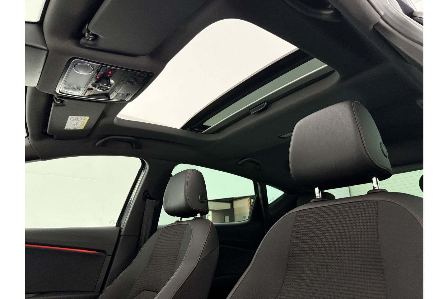 SEAT Leon 2.0 191PK TSI FR Pano Sfeer LED Virtual Carplay Camera Clima Cruise Navi PDC 18''LMV
