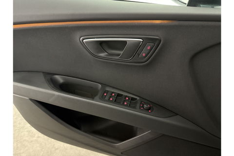 SEAT Leon 2.0 191PK TSI FR Pano Sfeer LED Virtual Carplay Camera Clima Cruise Navi PDC 18''LMV