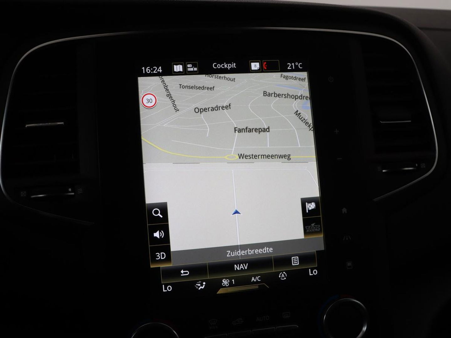 Renault Mégane 1.3 TCe Bose | Trekhaak | Camera | Carplay | Keyless | Navigatie | Climate control | Bose Sound | Park Assist | Half leder