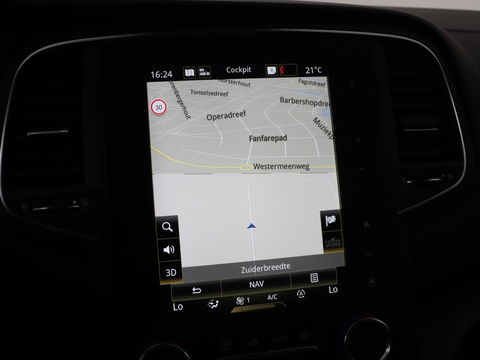 Renault Mégane 1.3 TCe Bose | Trekhaak | Camera | Carplay | Keyless | Navigatie | Climate control | Bose Sound | Park Assist | Half leder