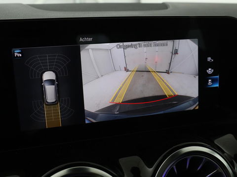 Mercedes-Benz B-Klasse 180 Business Solution Luxury | Leder | Stoelverwarming | Carplay | Sfeerverlichting | Camera | Widescreen | Full LED | Navigatie