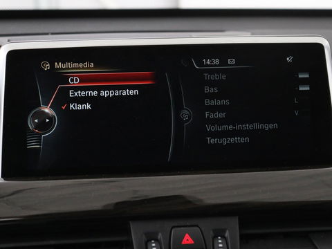 BMW X1 xDrive20i Executive | Sport Line | Adaptive cruise | Camera | Head-Up | Stoelverwarming | Full LED | Sportstoelen | Navigatie | Park Assist | Climate control
