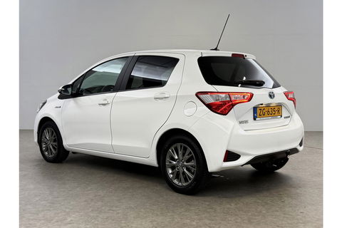 Toyota Yaris 1.5 Hybrid Dynamic LED Camera Clima Cruise Navi 15"LMV