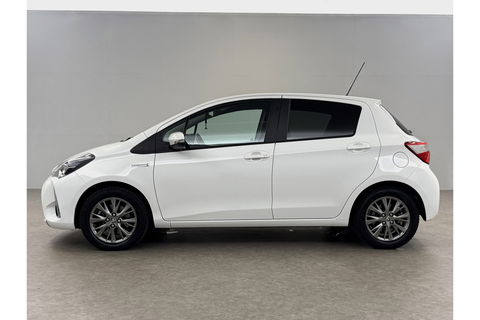 Toyota Yaris 1.5 Hybrid Dynamic LED Camera Clima Cruise Navi 15"LMV
