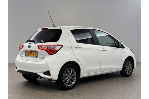 Toyota Yaris 1.5 Hybrid Dynamic LED Camera Clima Cruise Navi 15"LMV