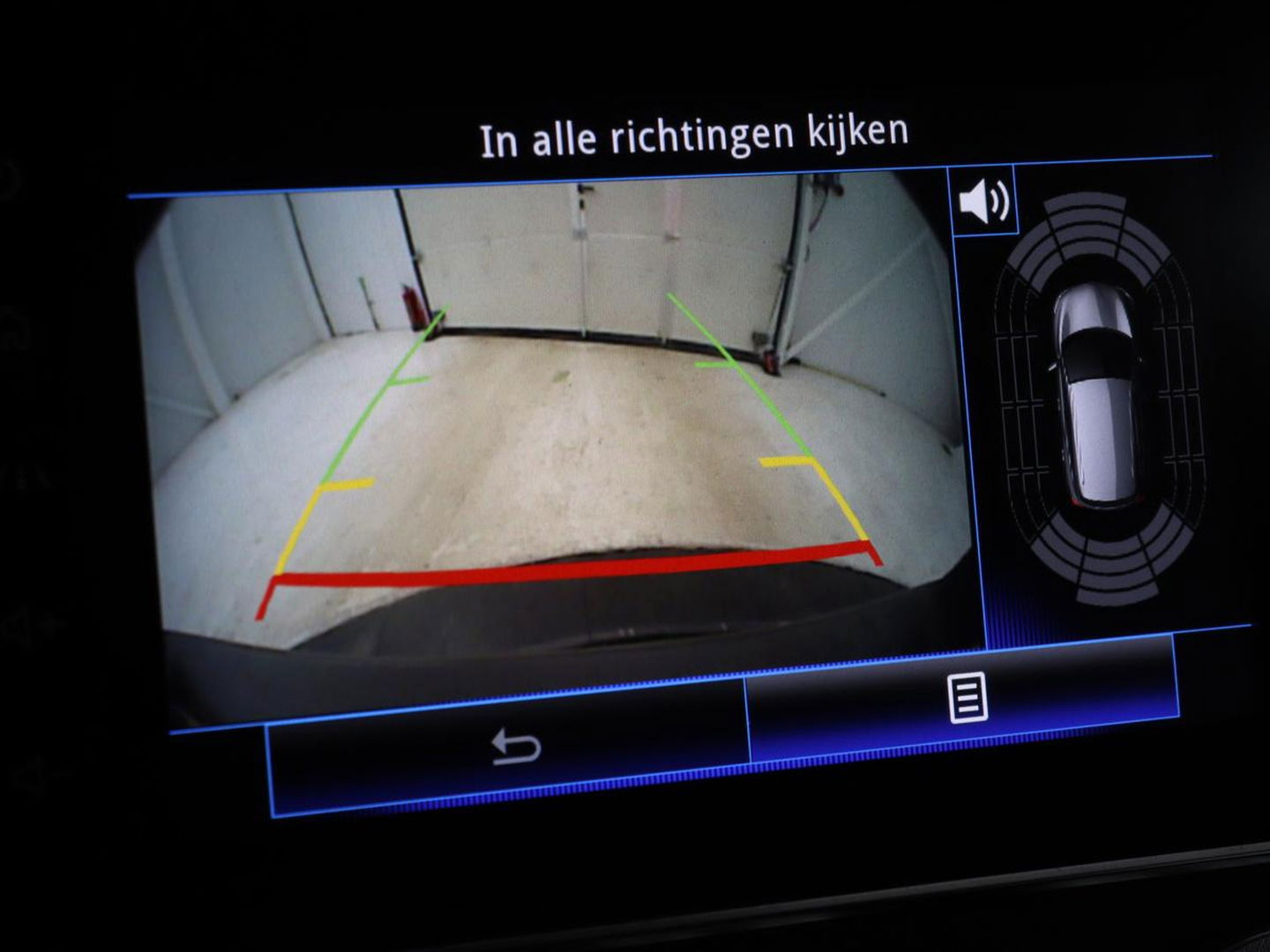 Renault Kadjar 1.3 TCe Black Edition | Stoelverwarming | Carplay | Keyless | Camera | Leder/Alcantara | Full LED | Half leder | Bose Sound | Climate control