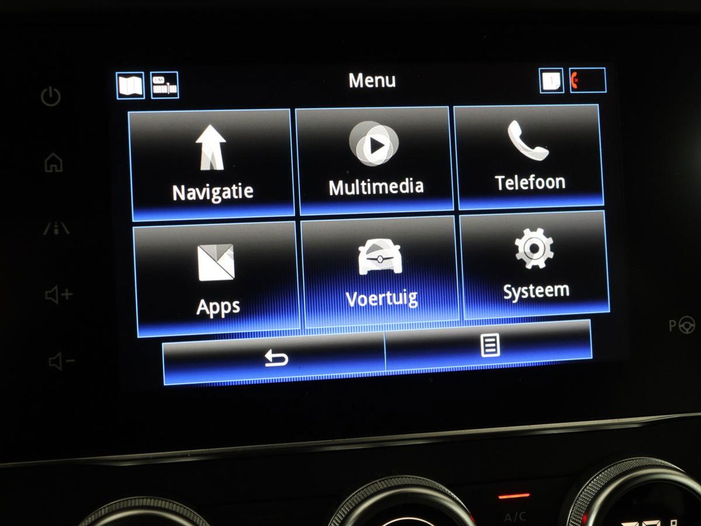 Renault Kadjar 1.3 TCe Black Edition | Stoelverwarming | Carplay | Keyless | Camera | Leder/Alcantara | Full LED | Half leder | Bose Sound | Climate control