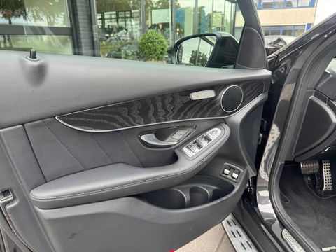 Mercedes-Benz GLC Coupé 300e 4MATIC AMG 320PK|360Camera|Keyless|Leder|Carplay|Navi|Ambient Light