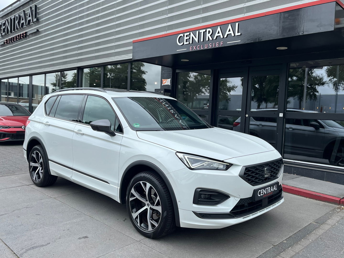 SEAT Tarraco 1.4 TSI e-Hybrid PHEV FR 245PK|Pano|Memory|Camera|ACC|Keyless|Carplay|Ambient Light