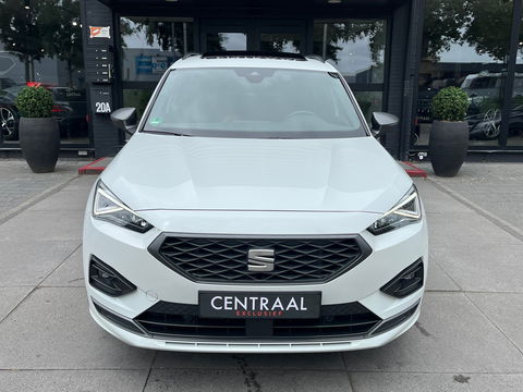 SEAT Tarraco 1.4 TSI e-Hybrid PHEV FR 245PK|Pano|Memory|Camera|ACC|Keyless|Carplay|Ambient Light