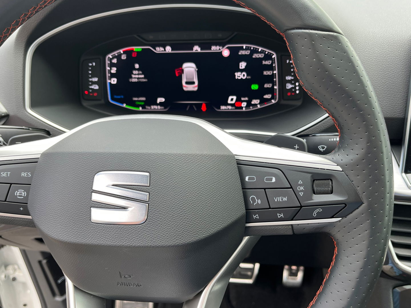 SEAT Tarraco 1.4 TSI e-Hybrid PHEV FR 245PK|Pano|Memory|Camera|ACC|Keyless|Carplay|Ambient Light
