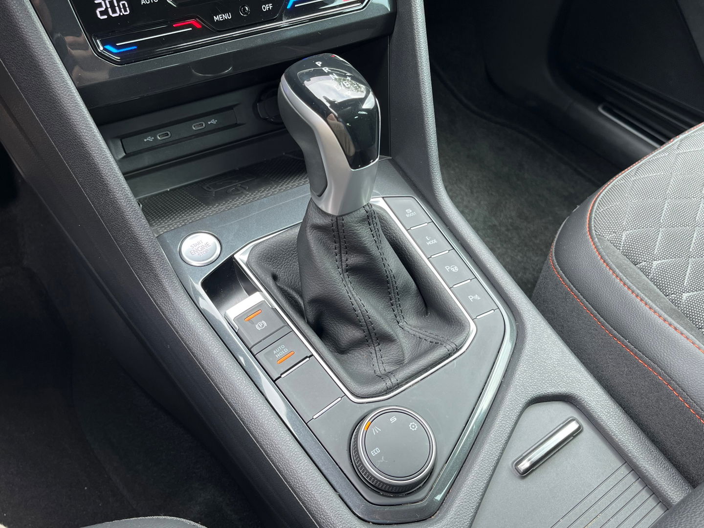 SEAT Tarraco 1.4 TSI e-Hybrid PHEV FR 245PK|Pano|Memory|Camera|ACC|Keyless|Carplay|Ambient Light
