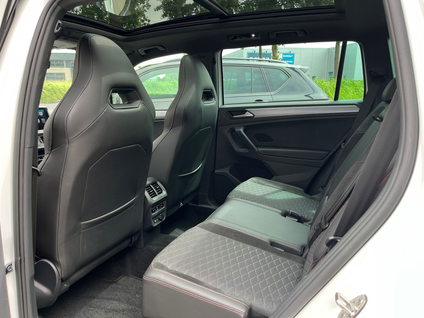 SEAT Tarraco 1.4 TSI e-Hybrid PHEV FR 245PK|Pano|Memory|Camera|ACC|Keyless|Carplay|Ambient Light