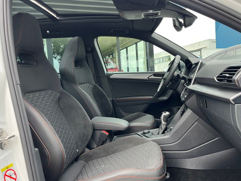 SEAT Tarraco 1.4 TSI e-Hybrid PHEV FR 245PK|Pano|Memory|Camera|ACC|Keyless|Carplay|Ambient Light