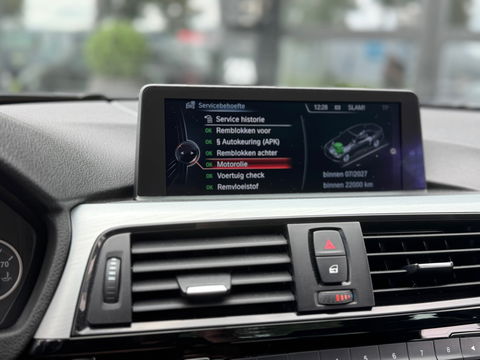 BMW 4 Serie Coupé 420i High Exe Sportline|Pdc|Keyless|Leder|Cruise Control|Stoelverwarming|Navi|NL-Auto|184PK
