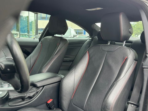 BMW 4 Serie Coupé 420i High Exe Sportline|Pdc|Keyless|Leder|Cruise Control|Stoelverwarming|Navi|NL-Auto|184PK