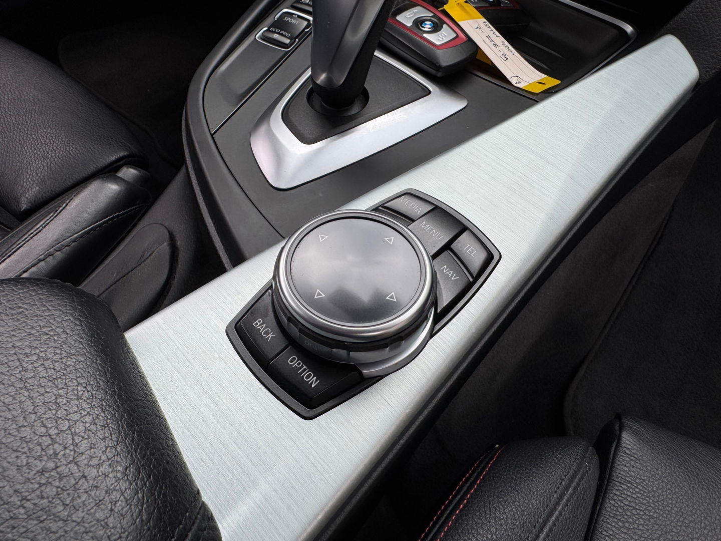BMW 4 Serie Coupé 420i High Exe Sportline|Pdc|Keyless|Leder|Cruise Control|Stoelverwarming|Navi|NL-Auto|184PK