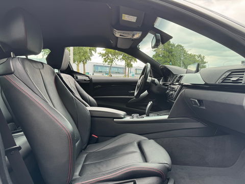 BMW 4 Serie Coupé 420i High Exe Sportline|Pdc|Keyless|Leder|Cruise Control|Stoelverwarming|Navi|NL-Auto|184PK