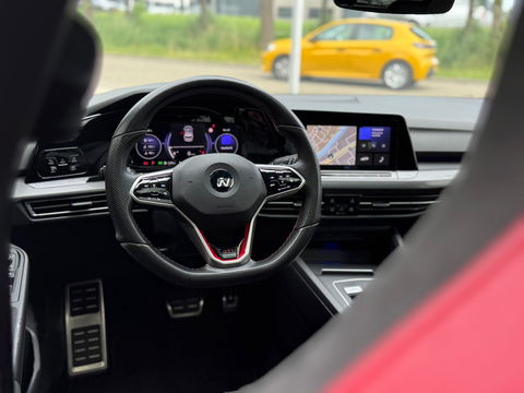 Volkswagen Golf GTI Clubsport 2.0 TSI 300PK|Pano|Camera|IQ Light|ACC|Carplay|Ambient Light