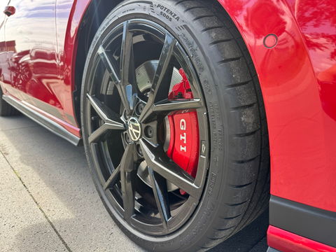 Volkswagen Golf GTI Clubsport 2.0 TSI 300PK|Pano|Camera|IQ Light|ACC|Carplay|Ambient Light