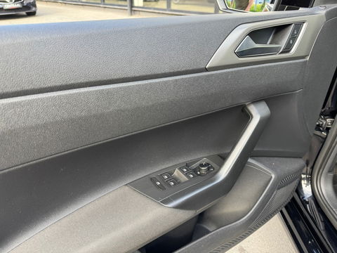 Volkswagen Polo 1.0 TSI Virtual Cockpit|Keyless|Carplay|Cruise Control|PDC|Navi|Stoelverwarming|95PK
