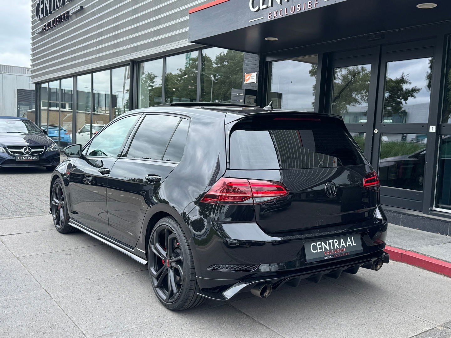 Volkswagen Golf GTI TCR 2.0 TSI 300PK|Pano|Akrapovic|Dynaudio|Leder|ACC|Carplay|Keyless|Camera