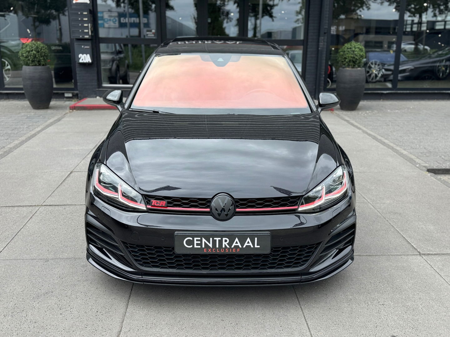 Volkswagen Golf GTI TCR 2.0 TSI 300PK|Pano|Akrapovic|Dynaudio|Leder|ACC|Carplay|Keyless|Camera