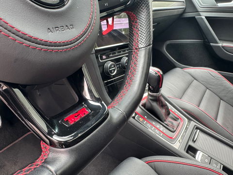 Volkswagen Golf GTI TCR 2.0 TSI 300PK|Pano|Akrapovic|Dynaudio|Leder|ACC|Carplay|Keyless|Camera