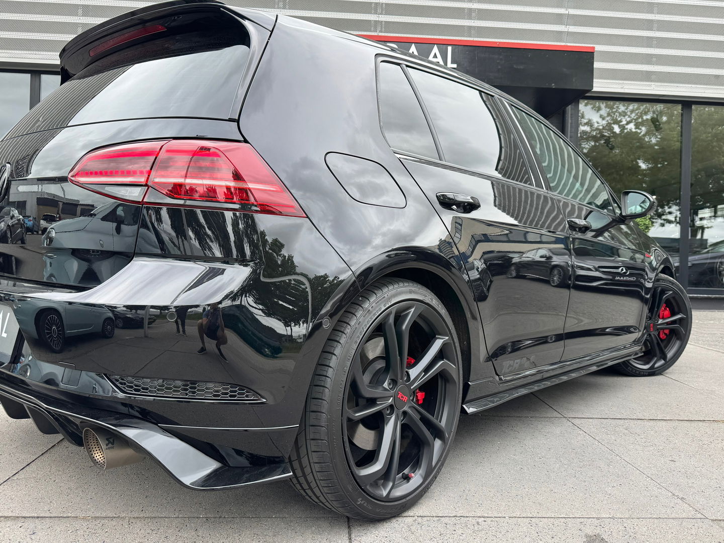 Volkswagen Golf GTI TCR 2.0 TSI 300PK|Pano|Akrapovic|Dynaudio|Leder|ACC|Carplay|Keyless|Camera
