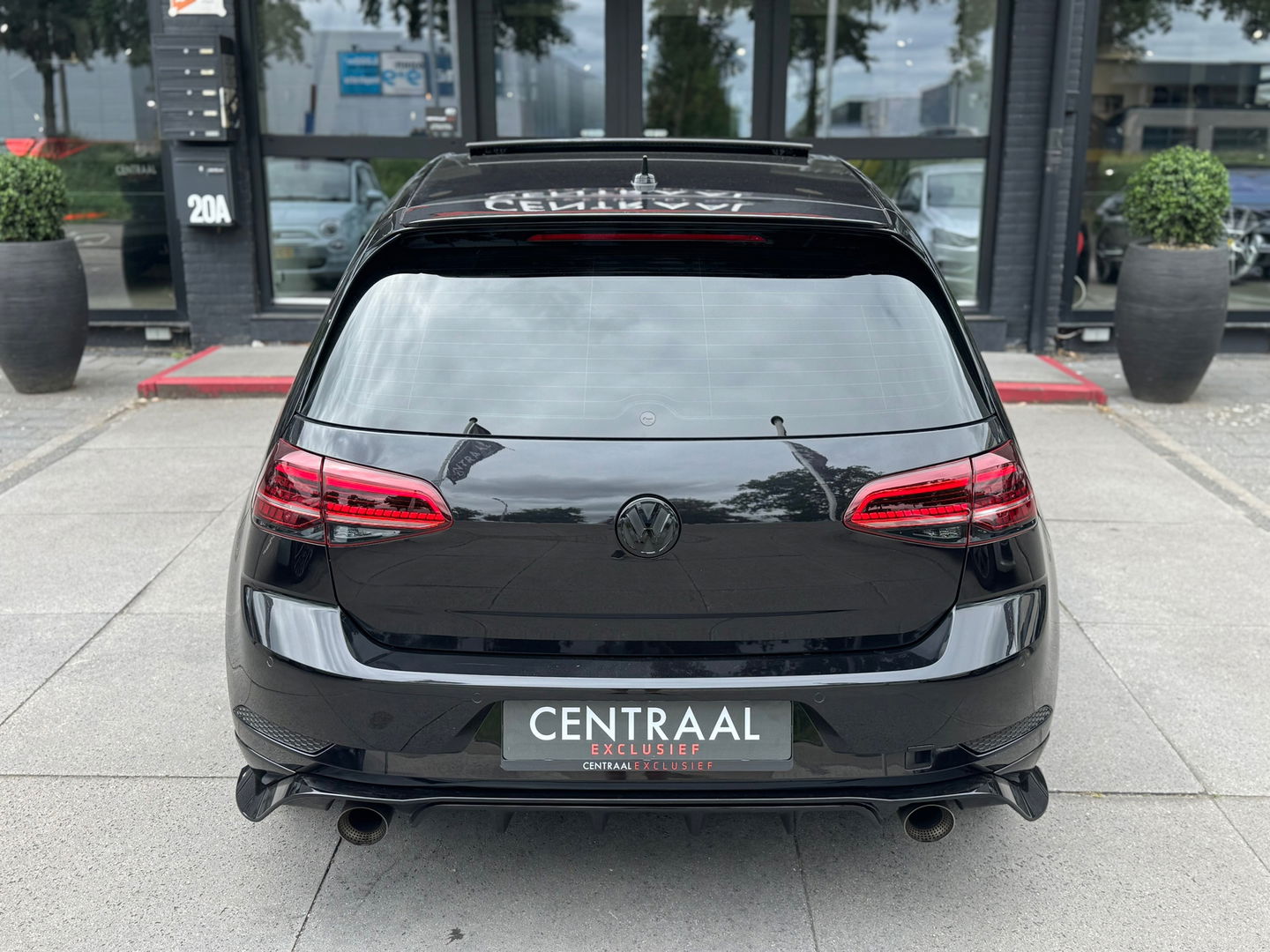 Volkswagen Golf GTI TCR 2.0 TSI 300PK|Pano|Akrapovic|Dynaudio|Leder|ACC|Carplay|Keyless|Camera
