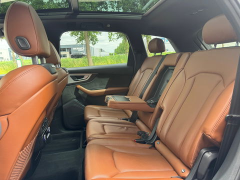 Audi SQ7 4.0 TDI Quattro Pro Line + 435PK|Pano|Camera|Luchtvering|Leder|Keyless|Ambient Light|Stoelverwarming