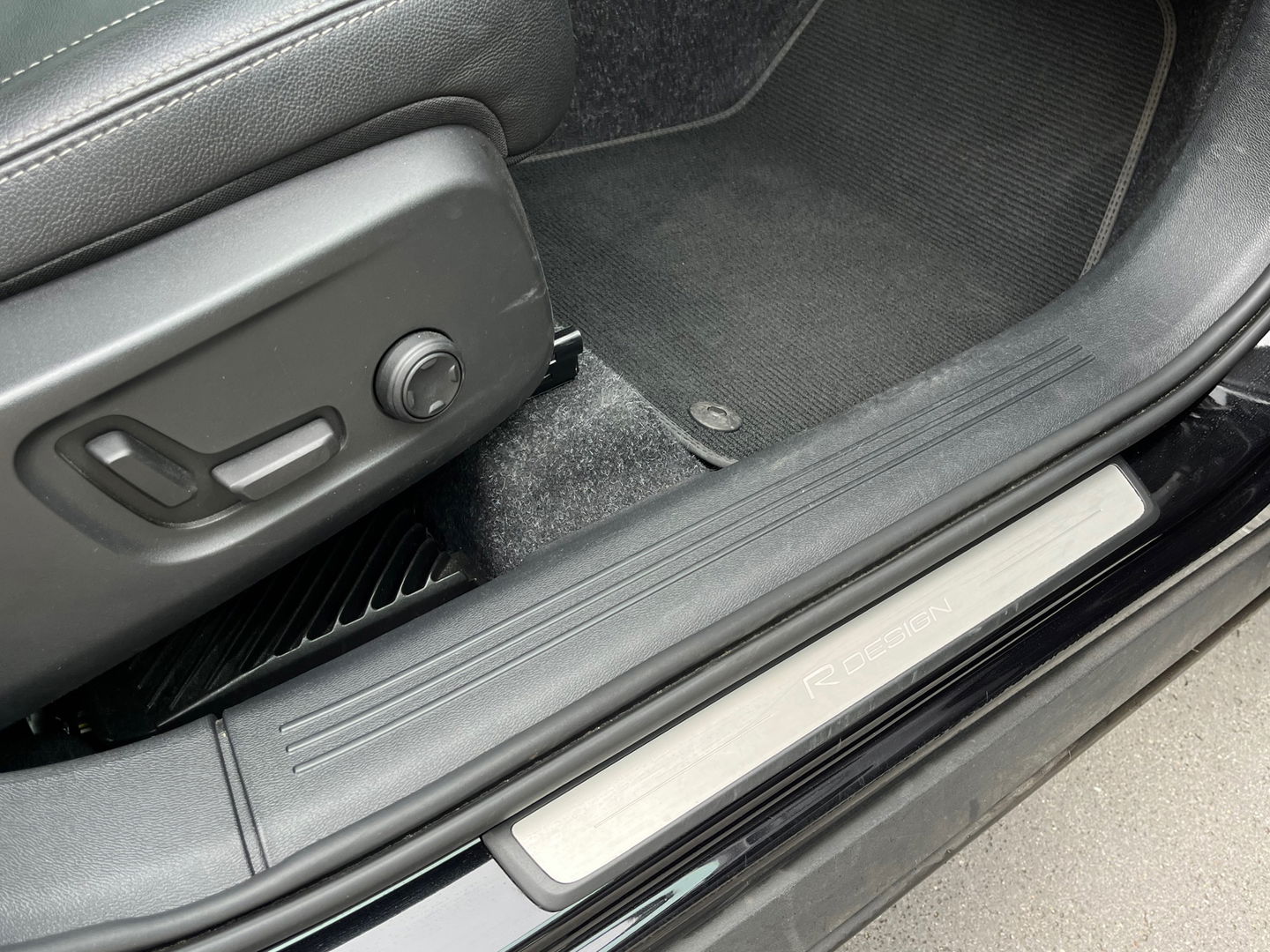 Volvo XC40 1.5 T5 Twin Engine Inscription 263PK|Pano|Harman/Kardon|Memory|Camera|Leder|ACC|NL-Auto