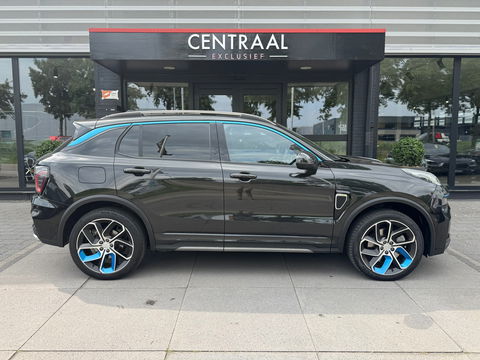 Lynk & Co 01 1.5 262PK|Pano|Infinity|BTW|Memory|360Camera|ACC|Carplay|Ambient Light|Keyless|Facelift|NL-Auto