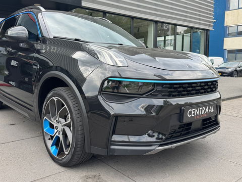 Lynk & Co 01 1.5 262PK|Pano|Infinity|BTW|Memory|360Camera|ACC|Carplay|Ambient Light|Keyless|Facelift|NL-Auto