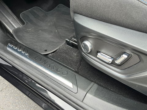 Lynk & Co 01 1.5 262PK|Pano|Infinity|BTW|Memory|360Camera|ACC|Carplay|Ambient Light|Keyless|Facelift|NL-Auto