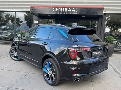 Lynk & Co 01 1.5 262PK|Pano|Infinity|BTW|Memory|360Camera|ACC|Carplay|Ambient Light|Keyless|Facelift|NL-Auto