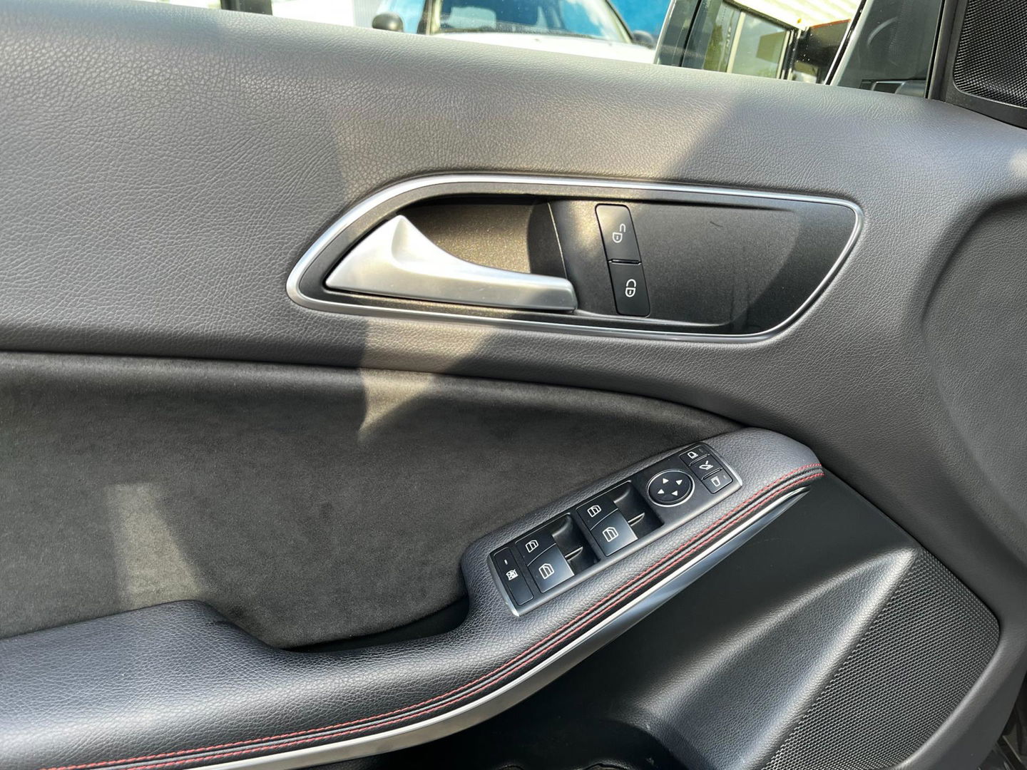 Mercedes-Benz A-Klasse 45 AMG 4MATIC 381PK|Pano|Armytrix|Camera|Leder|Navi|Cruise Control