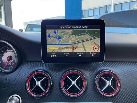 Mercedes-Benz A-Klasse 45 AMG 4MATIC 381PK|Pano|Armytrix|Camera|Leder|Navi|Cruise Control