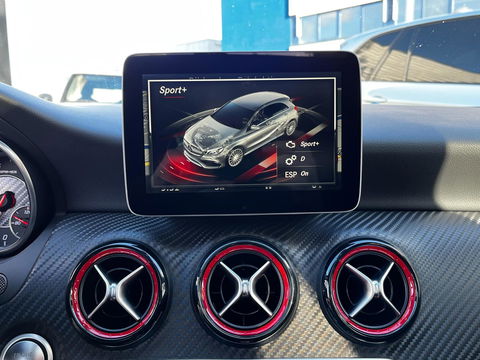 Mercedes-Benz A-Klasse 45 AMG 4MATIC 381PK|Pano|Armytrix|Camera|Leder|Navi|Cruise Control