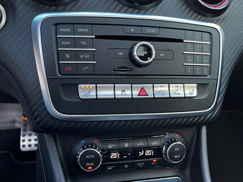 Mercedes-Benz A-Klasse 45 AMG 4MATIC 381PK|Pano|Armytrix|Camera|Leder|Navi|Cruise Control