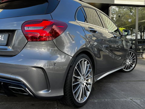 Mercedes-Benz A-Klasse 45 AMG 4MATIC 381PK|Pano|Armytrix|Camera|Leder|Navi|Cruise Control