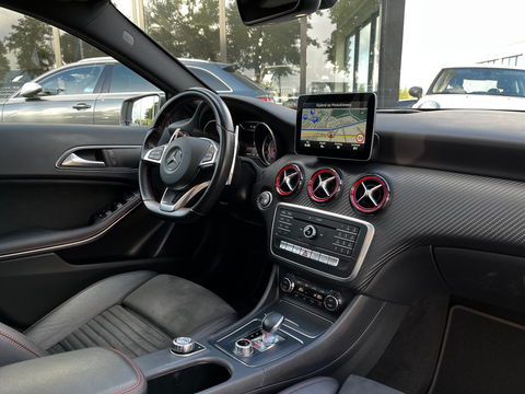 Mercedes-Benz A-Klasse 45 AMG 4MATIC 381PK|Pano|Armytrix|Camera|Leder|Navi|Cruise Control